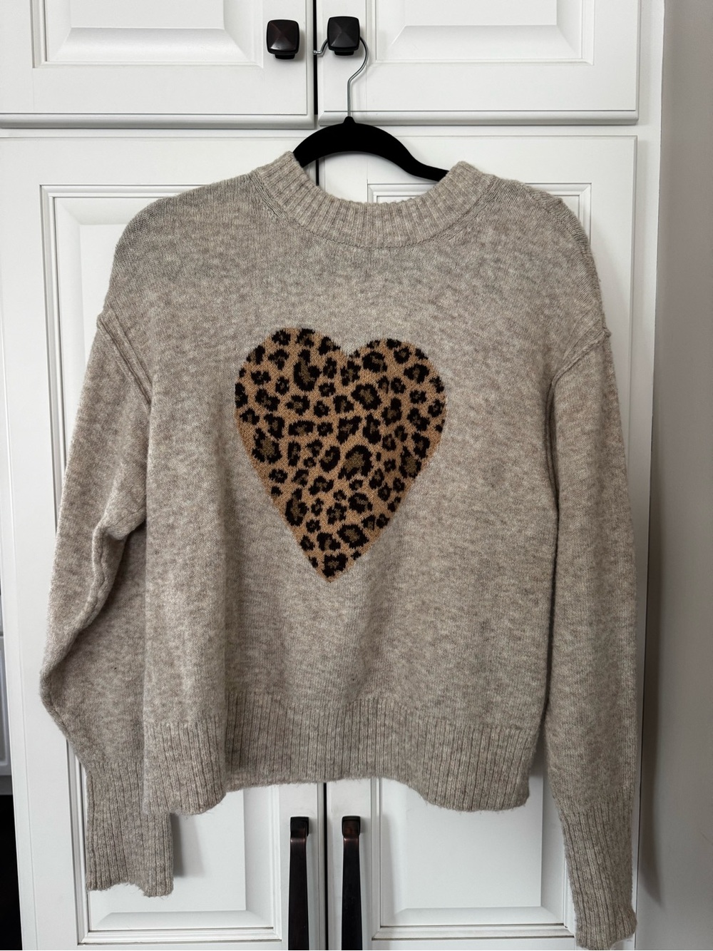 American Eagle Beige Heart Leopard-Print Sweater